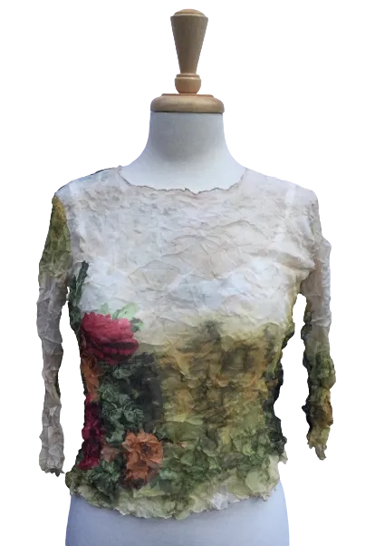 41 Long-sleeve crinkle top with floral print.  Made in France