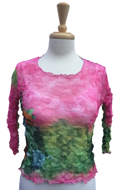 41 Long-sleeve crinkle top with floral print.  Made in France