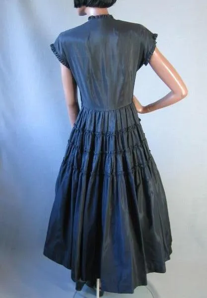 50s Women's Dress Vintage New Look Cocktail Party Full Skirt Taffeta Small to Medium  Young Hollywood VFG