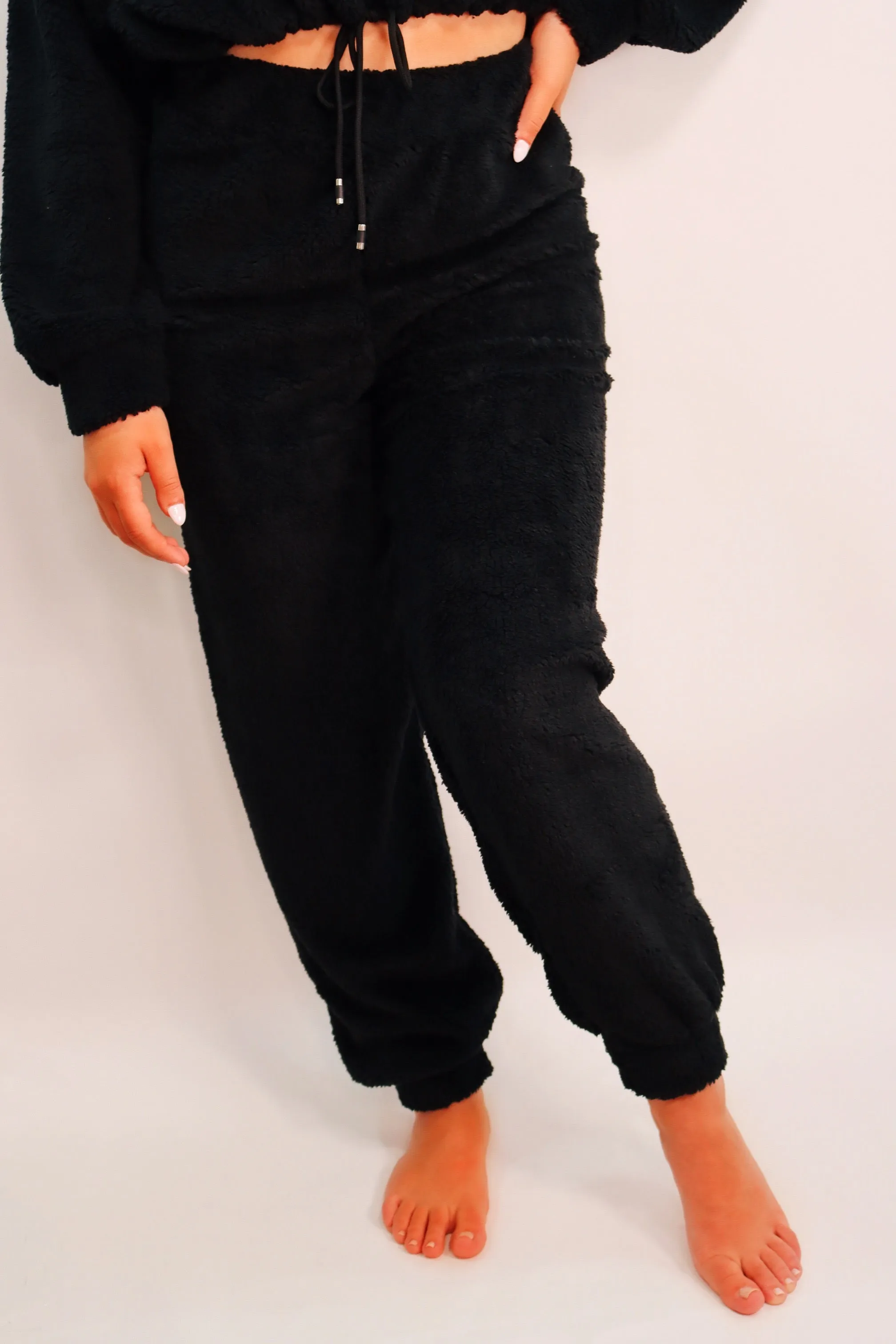 Angie’s Cozy Teddy Lounge Joggers Set (Black)