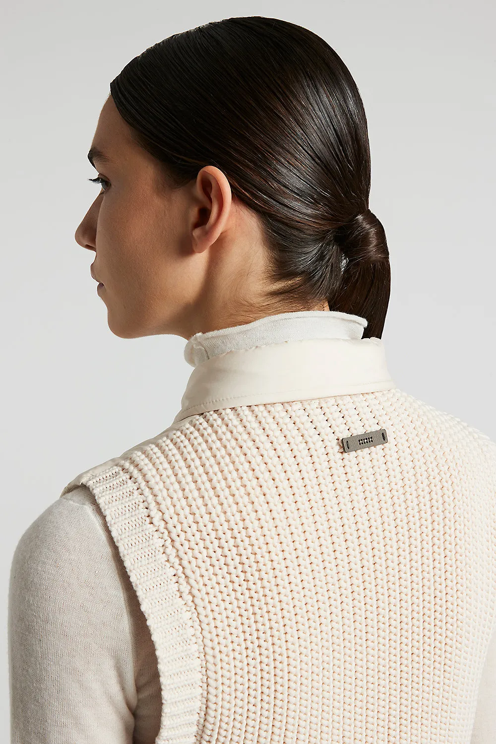 Drip-proof peachskin microfibre waistcoat