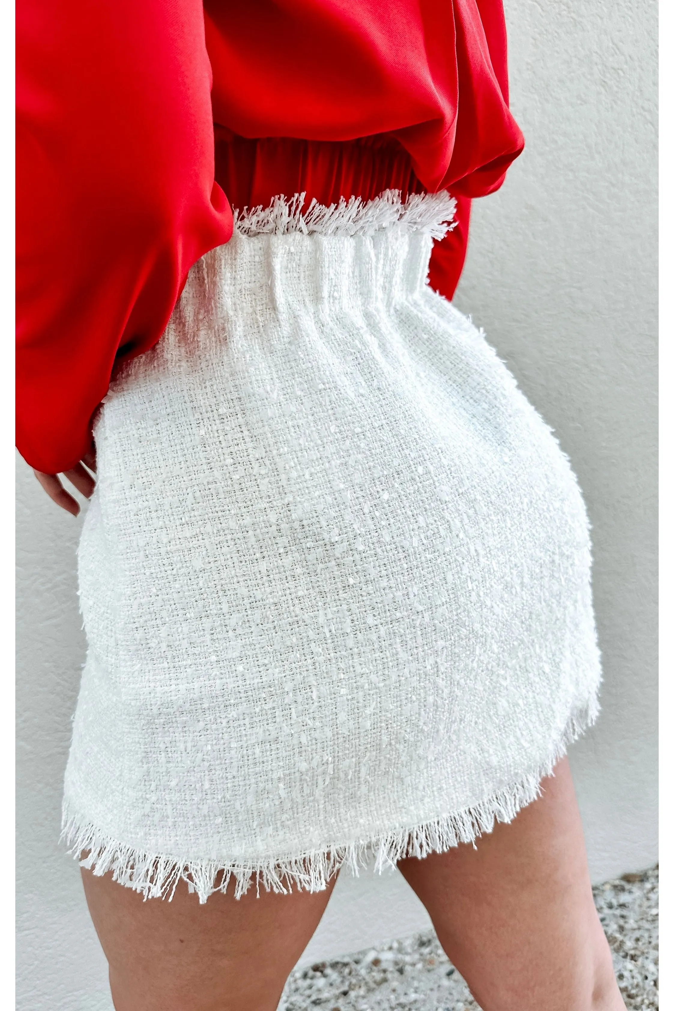 Effortlessly Glamorous White Tweed Skirt