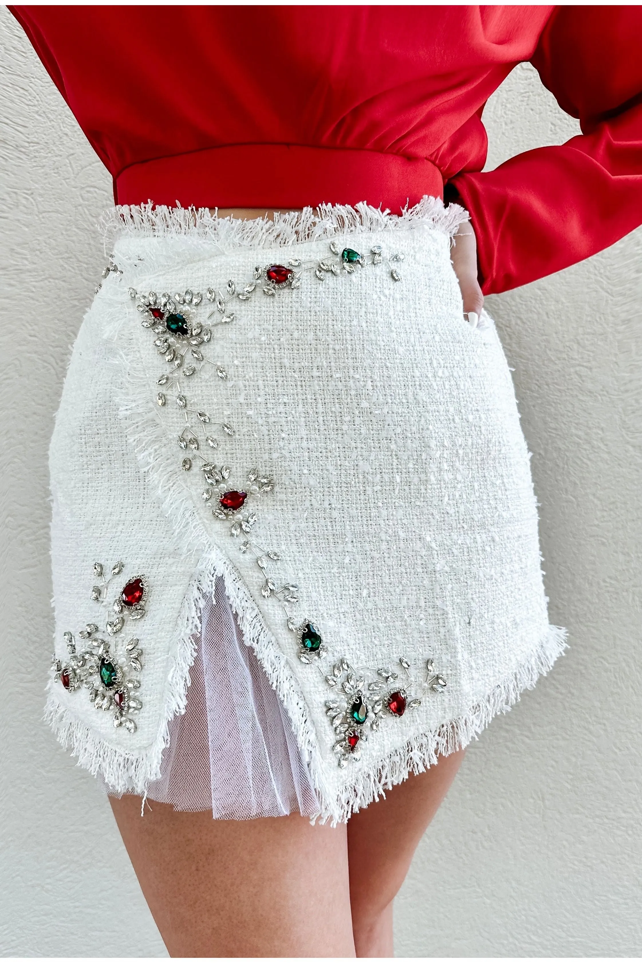 Effortlessly Glamorous White Tweed Skirt