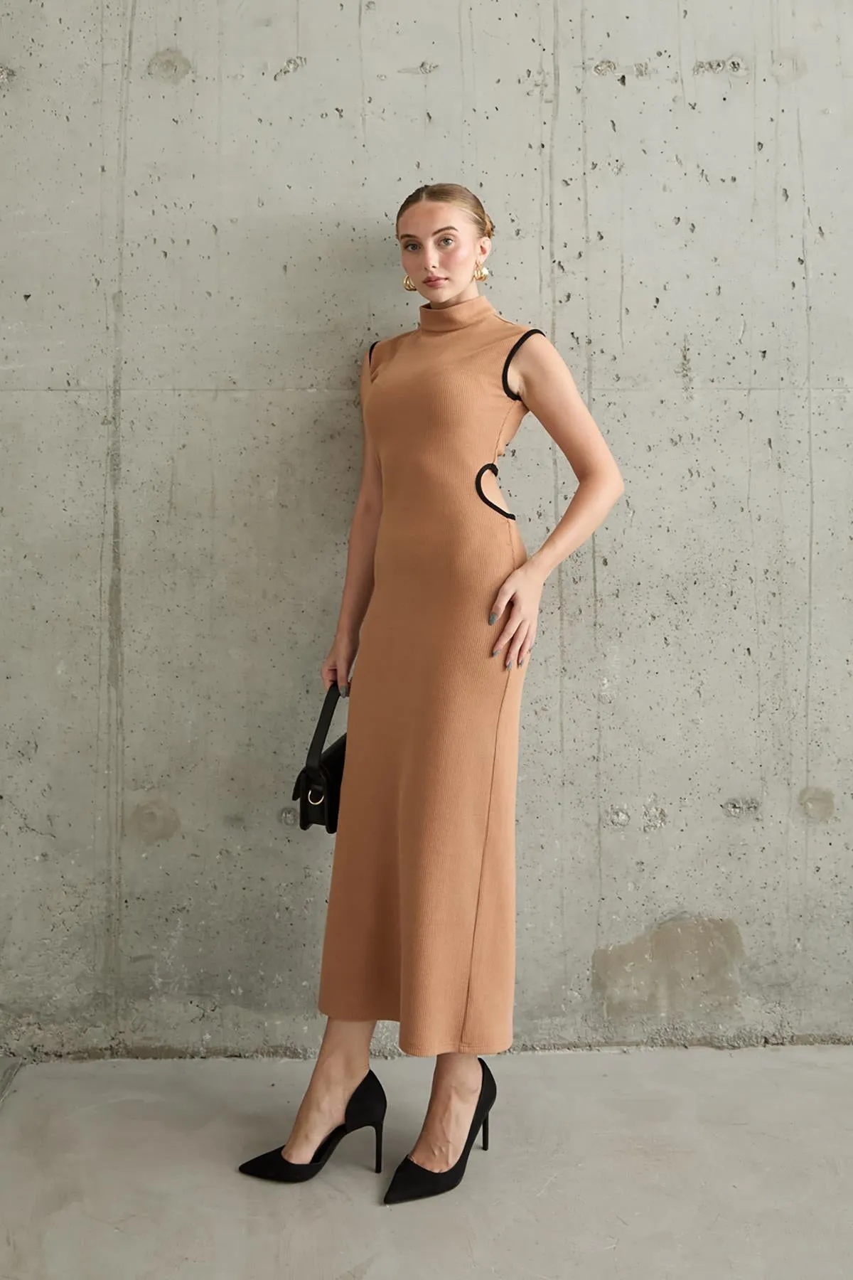 ELS Ribbed Knit Dress - Camel - Saint-Priest