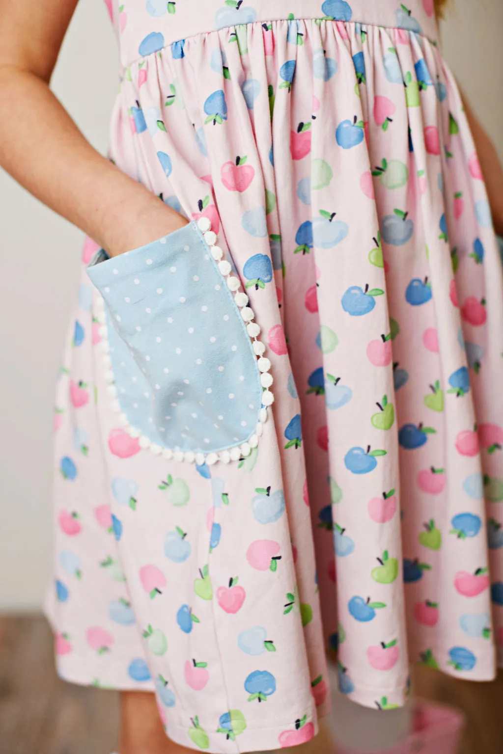 GIRL KNIT APPLE DRESS