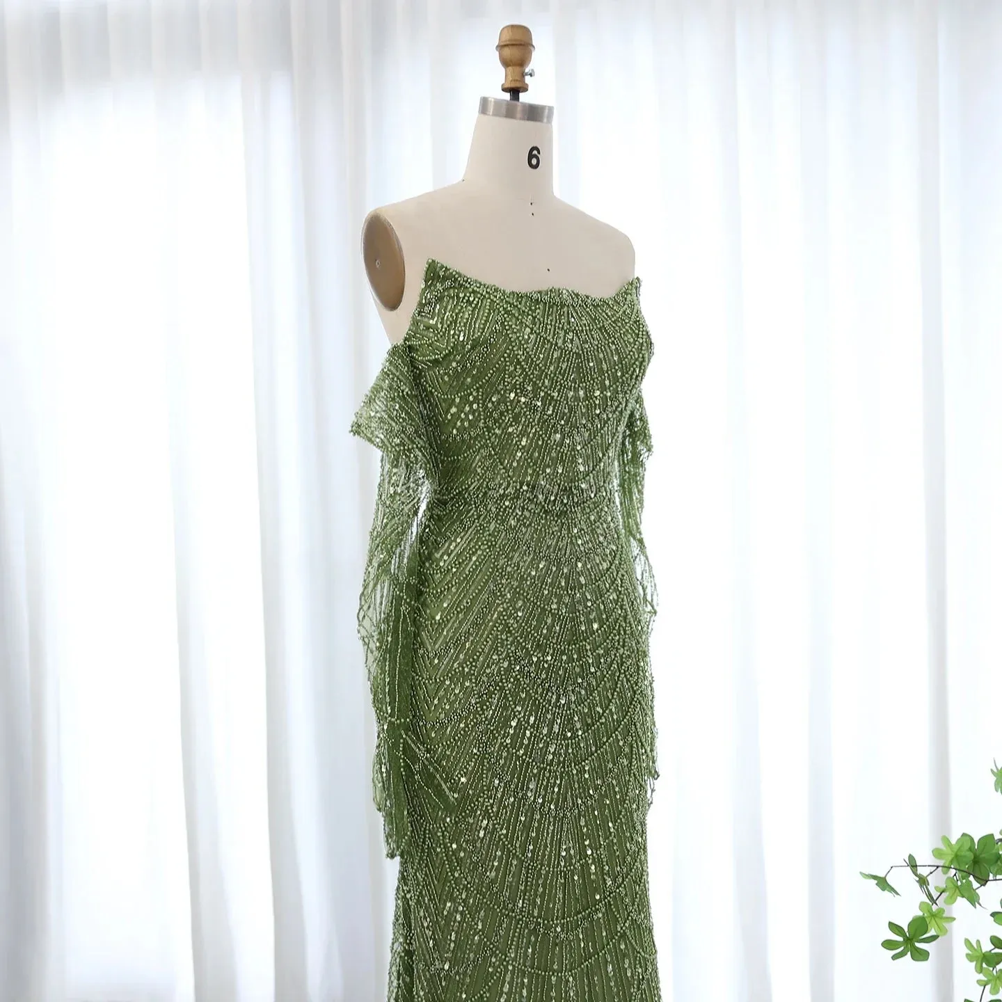 Green Mermaid Evening Gown with Gloves