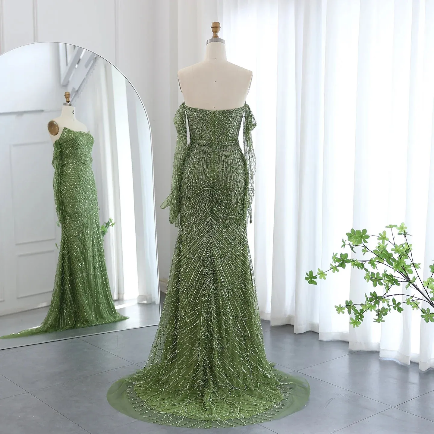 Green Mermaid Evening Gown with Gloves
