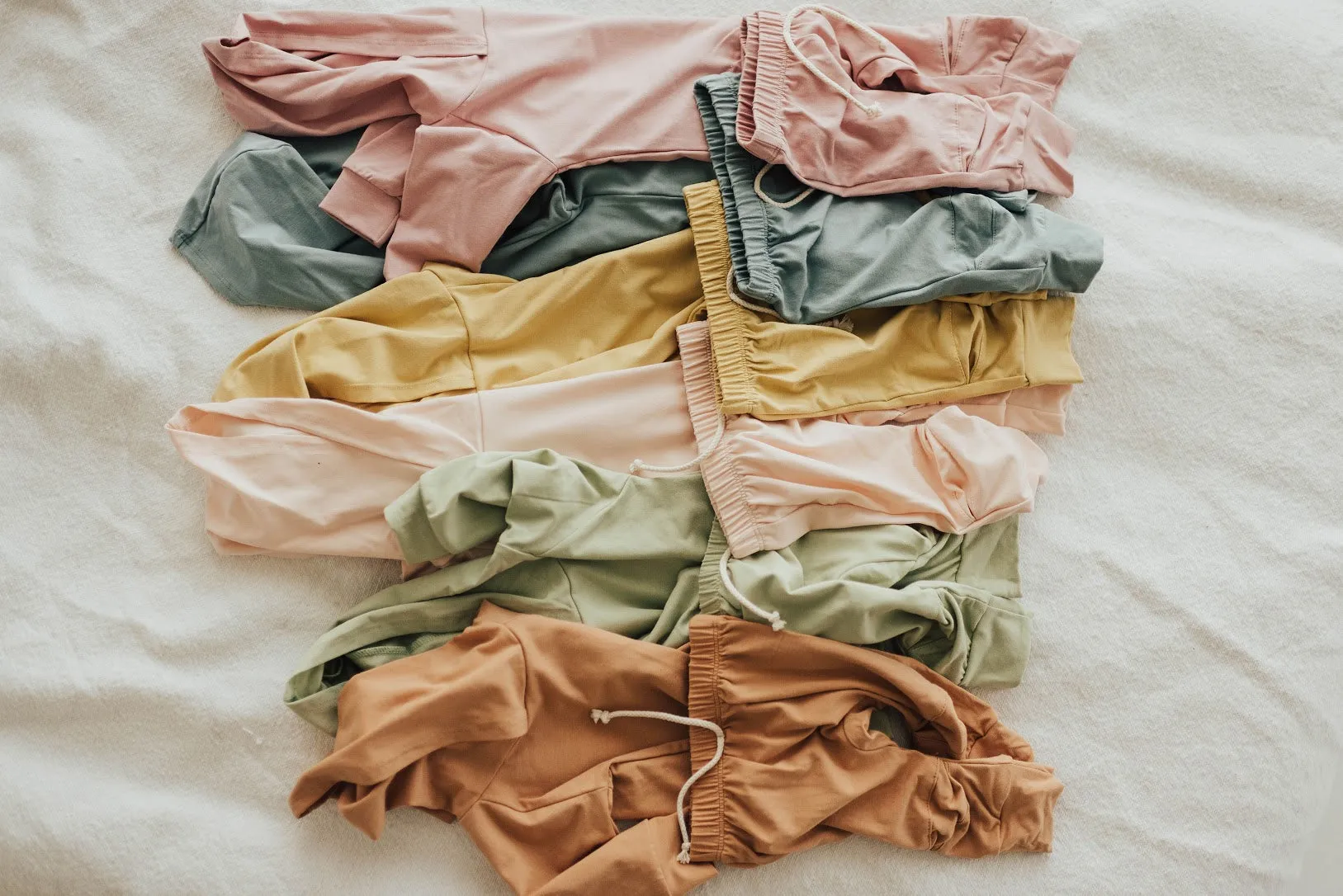 Joggers in Desert Sage