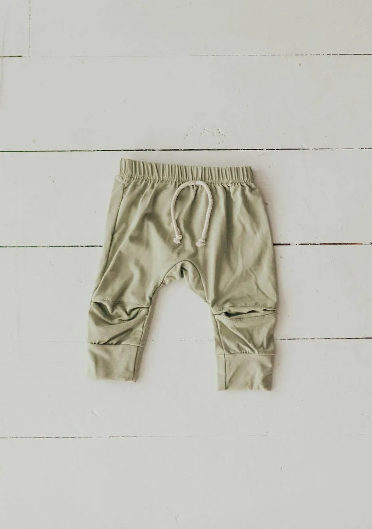 Joggers in Desert Sage