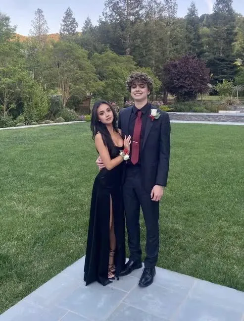 kamahe Black A Line Long Prom Dress Velvet Formal Party Dress With Slit