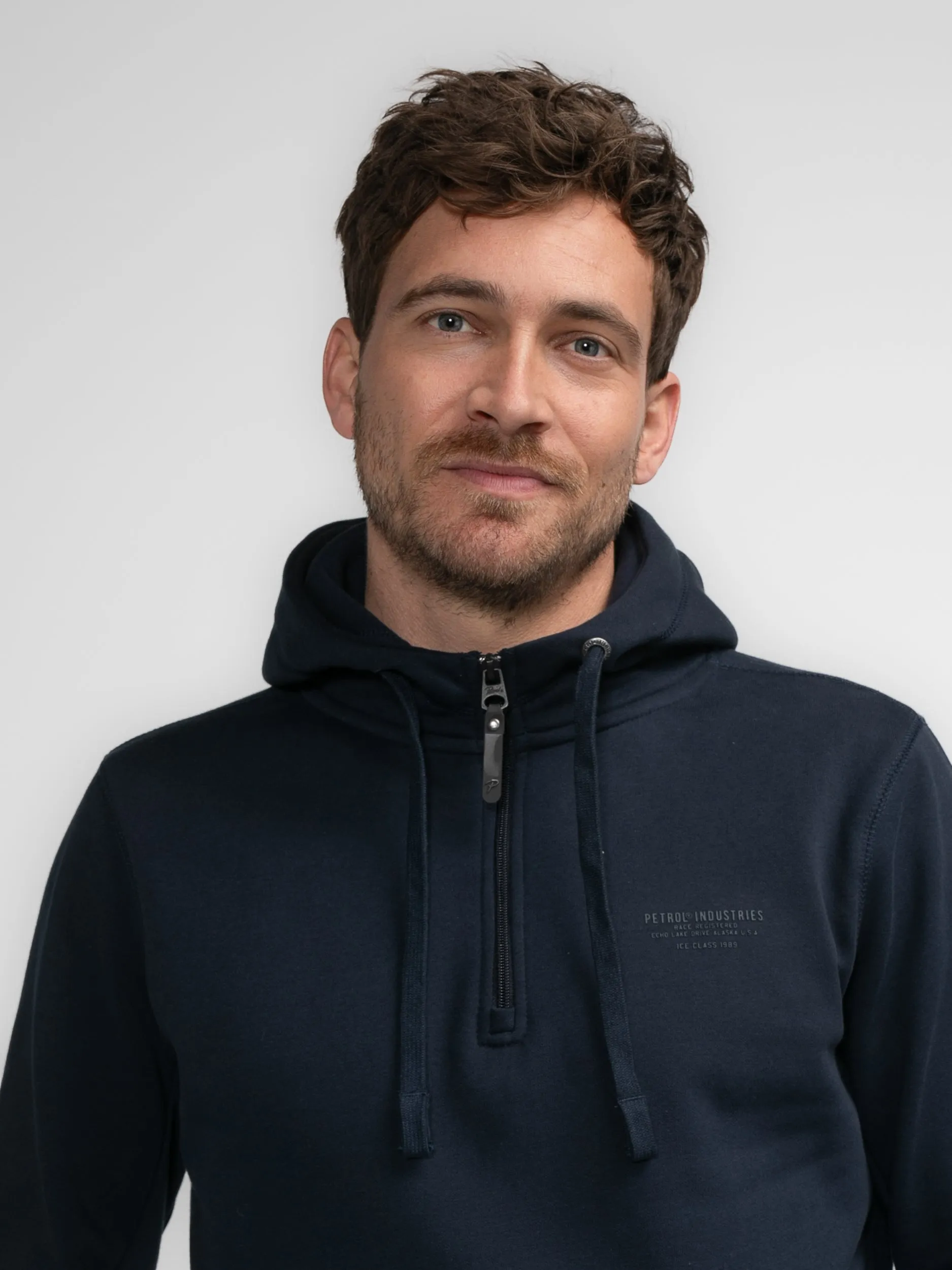 Logo-print Hoodie Carter