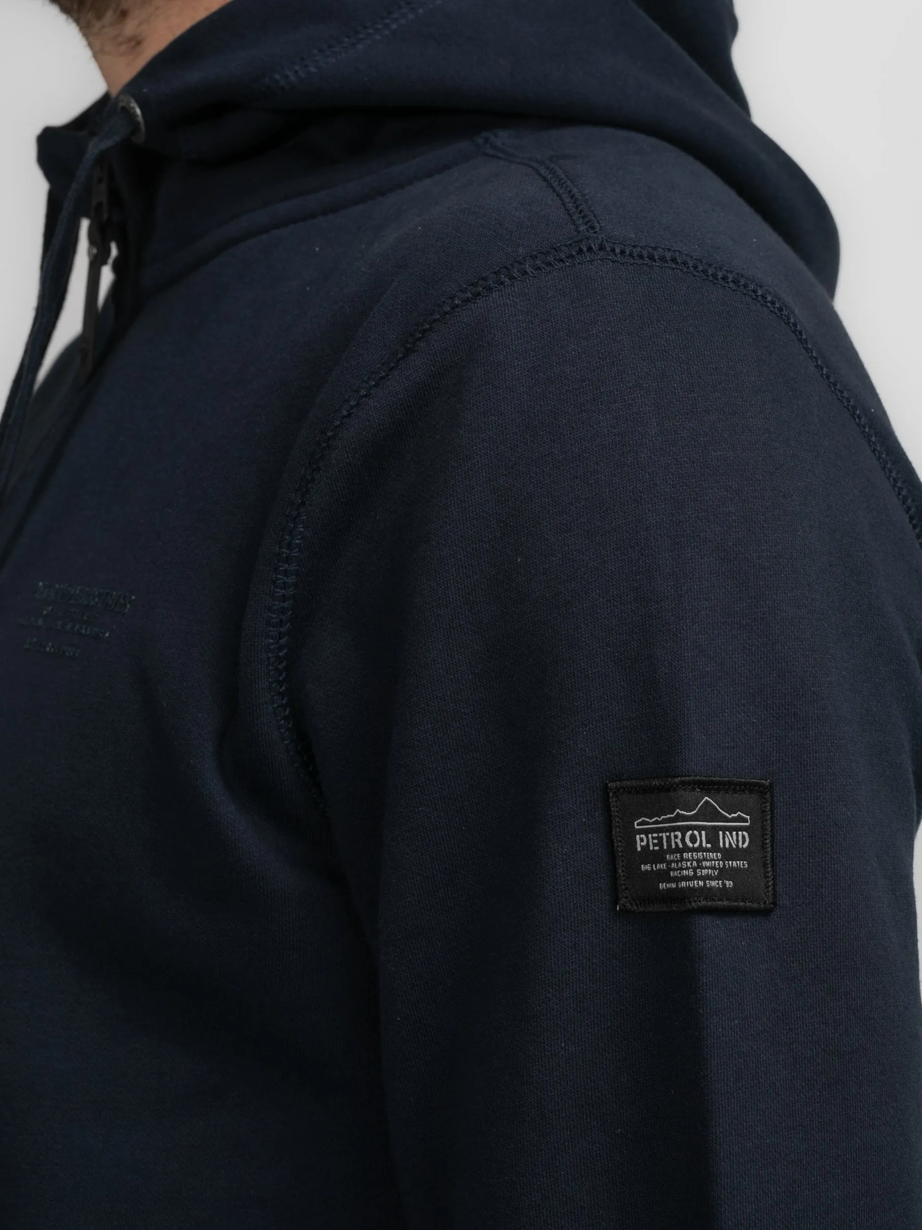Logo-print Hoodie Carter