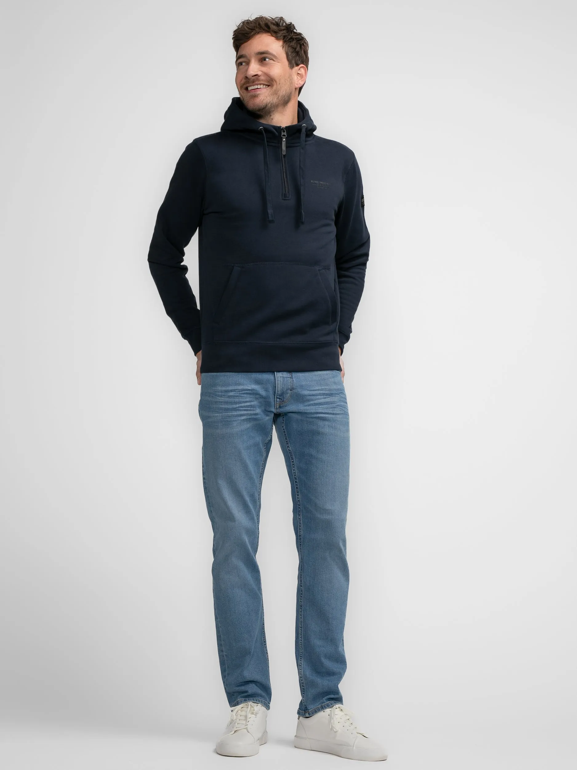 Logo-print Hoodie Carter