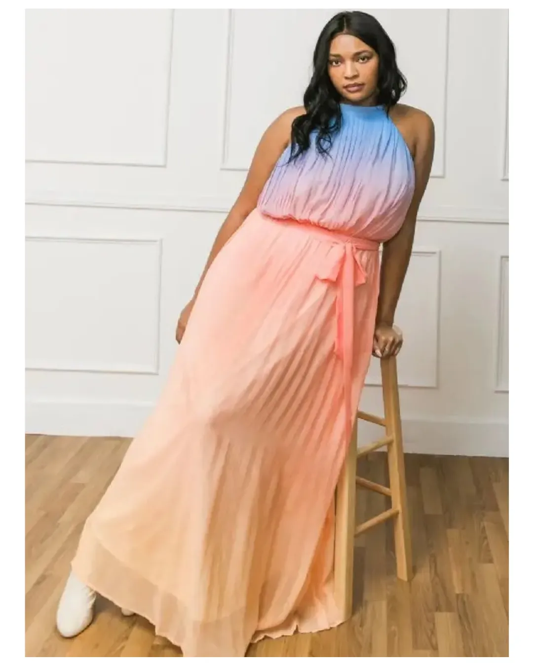 Sadie - Plus Size Pleated Maxi Dress Peach Blue