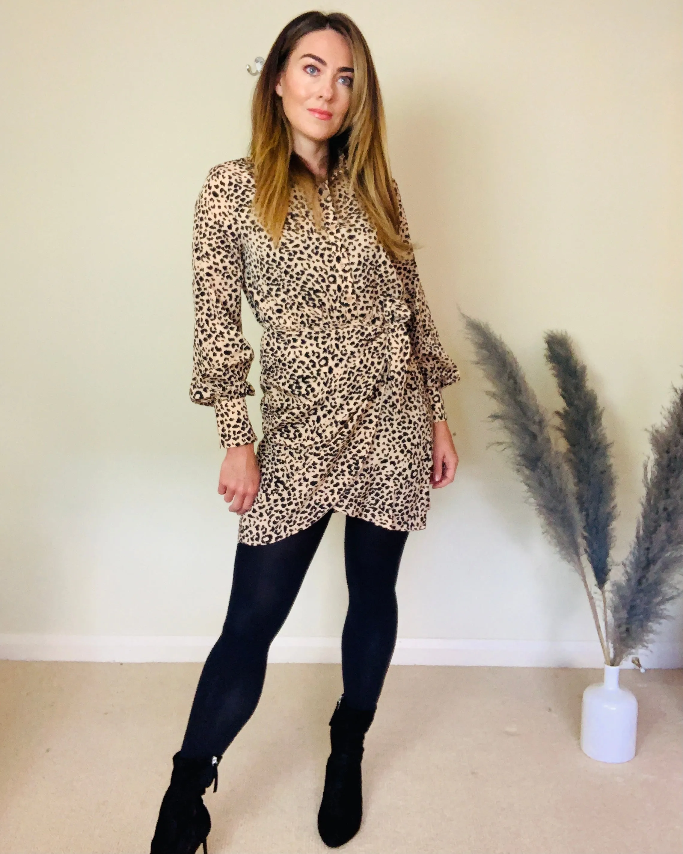 SAND/BLACK ANIMAL DRESS