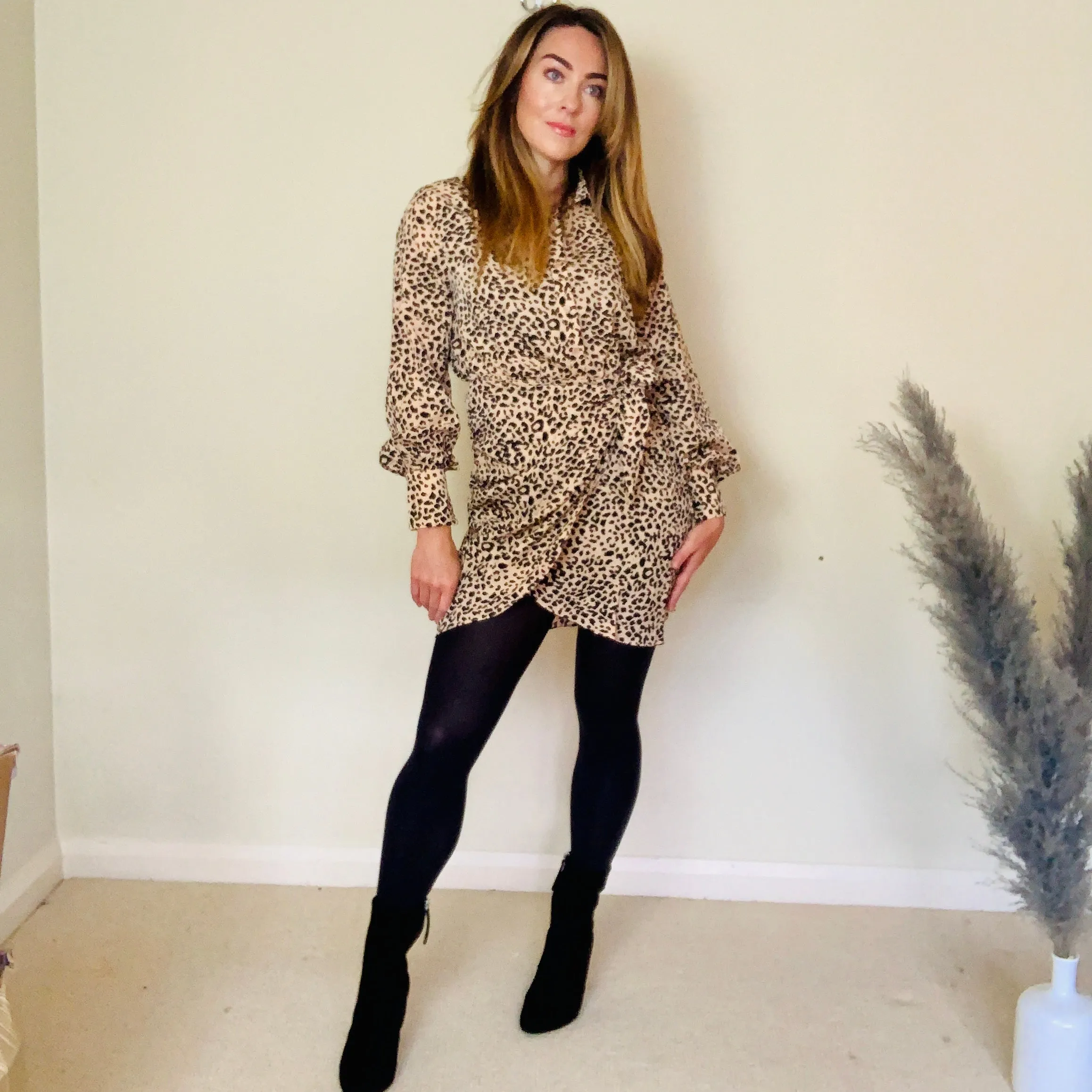 SAND/BLACK ANIMAL DRESS