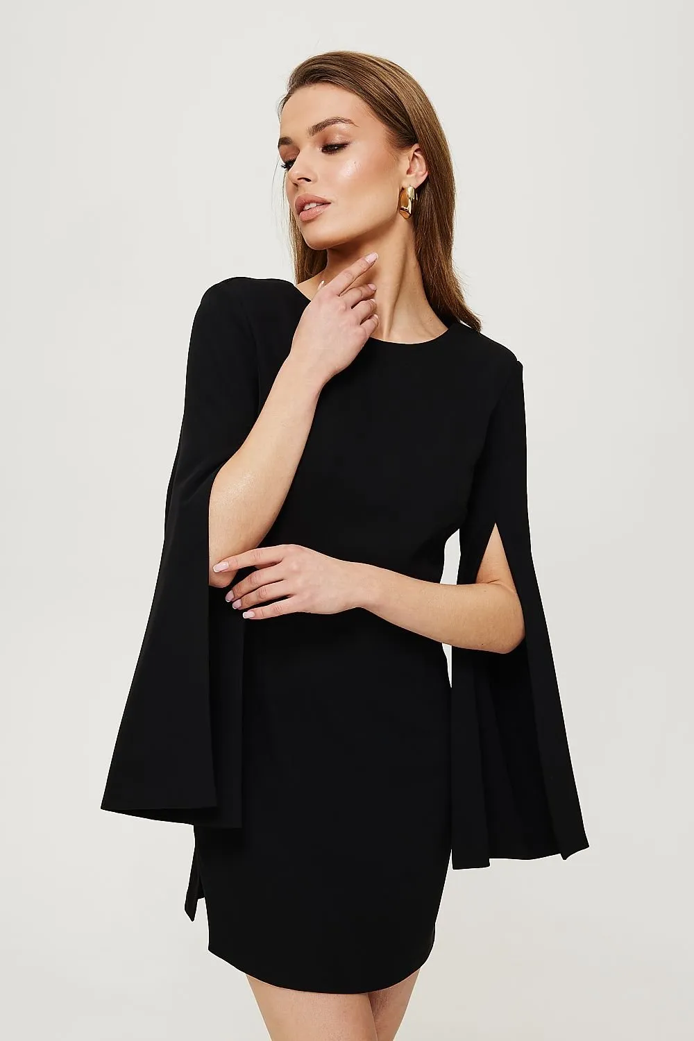Stunning long sleeves with slit cocktail dress