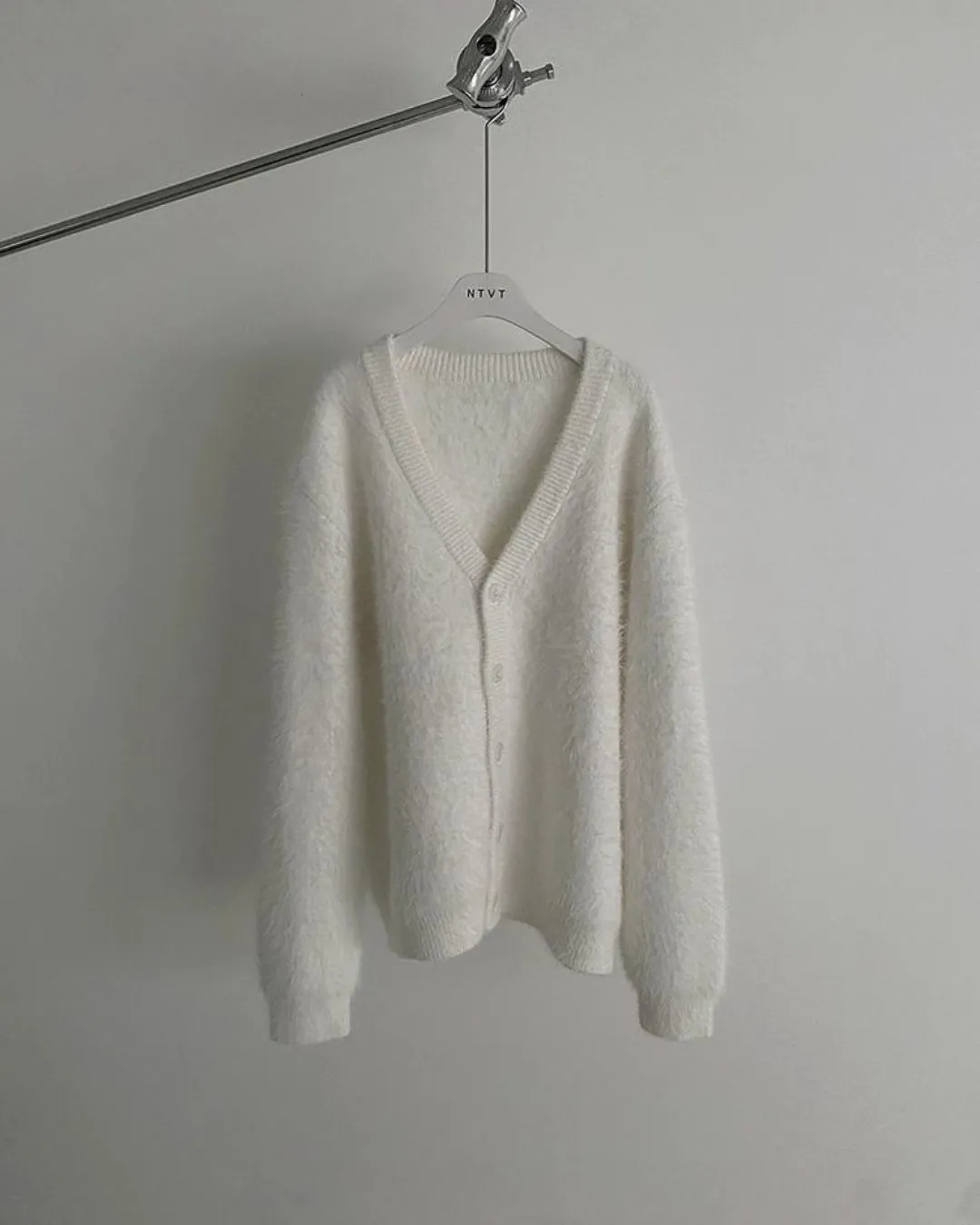 V-Neck Knit Cardigan VCH0151