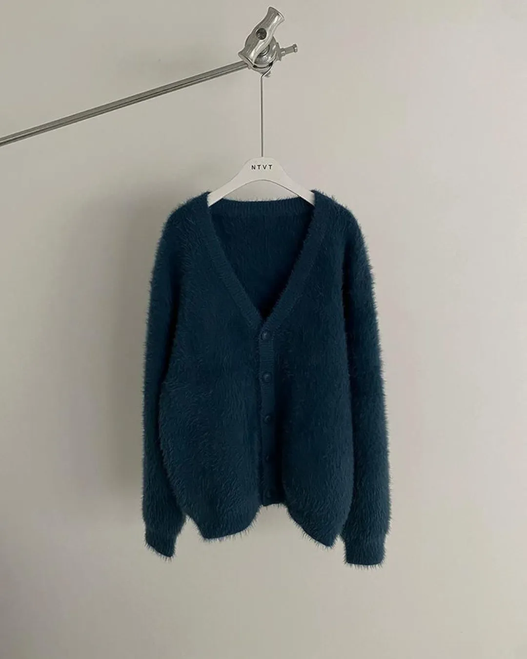 V-Neck Knit Cardigan VCH0151