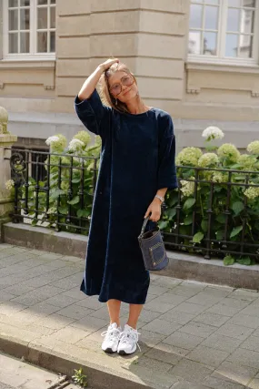 Vida velvet maxi dress navy