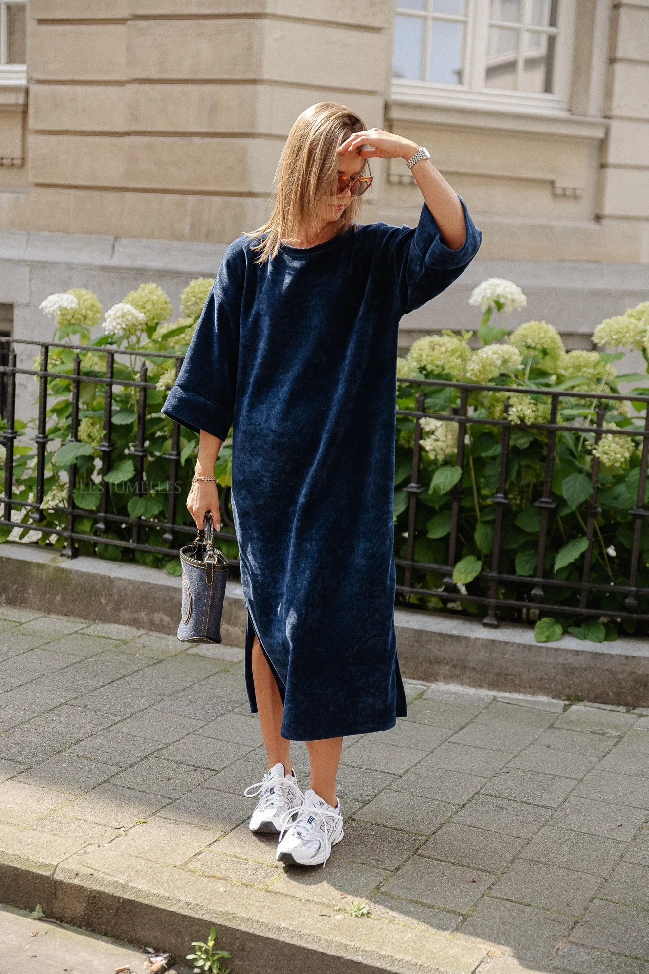 Vida velvet maxi dress navy