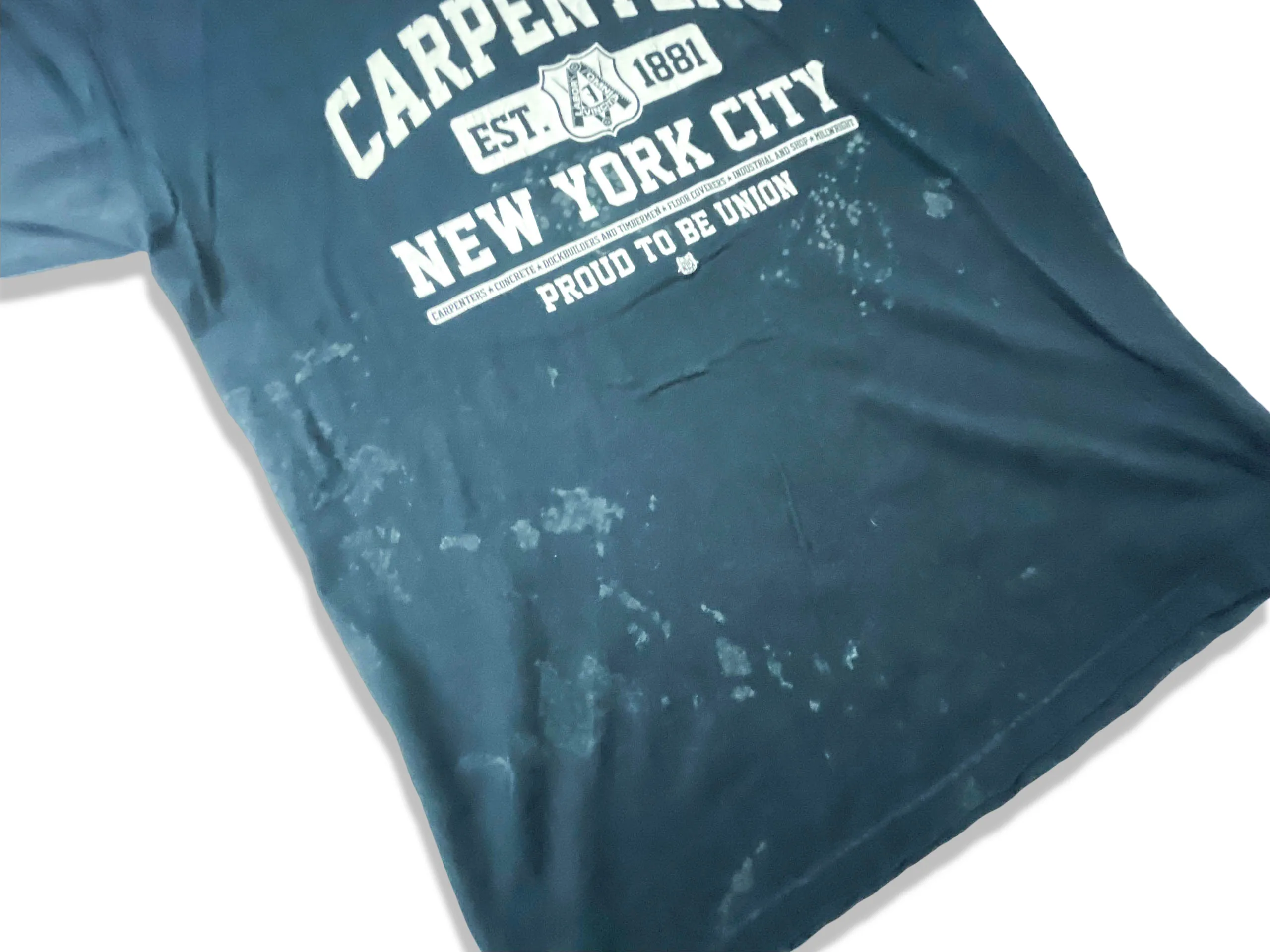 Vintage Black Carpenters New York city Graphics men's tees in M|L29W21|SKU 3906