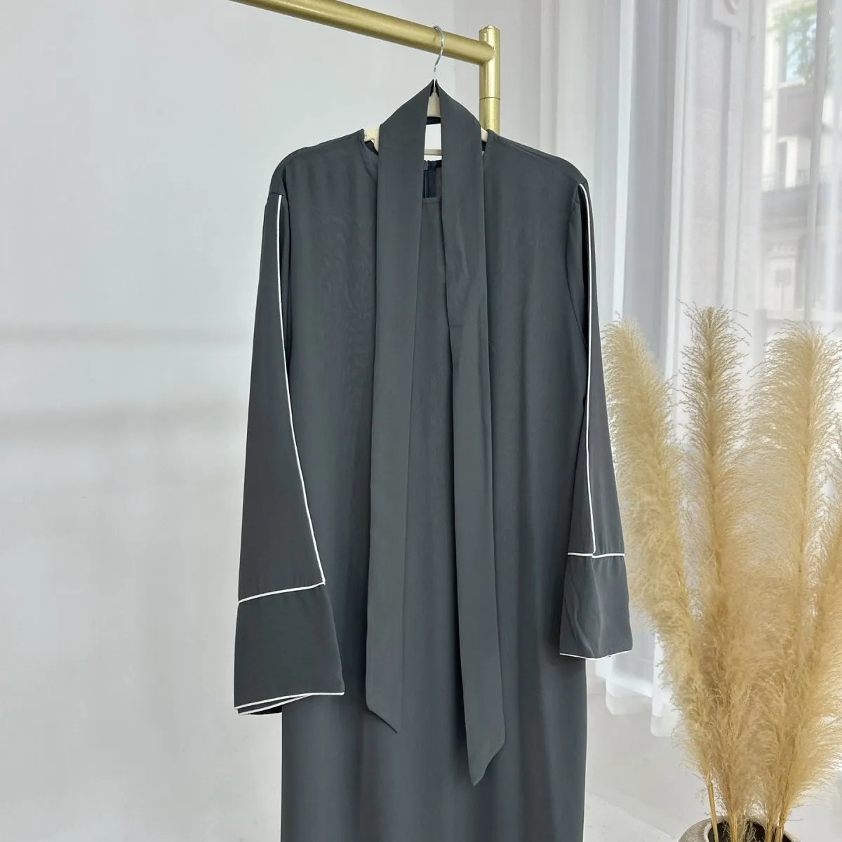 White Trimmed Velvet Abaya (MA115)