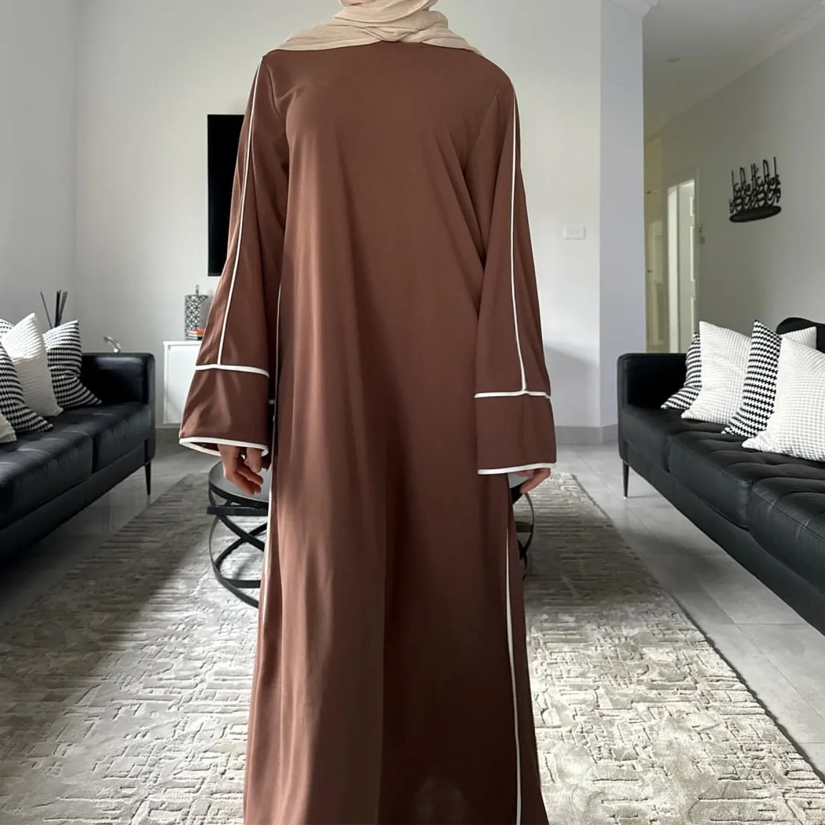 White Trimmed Velvet Abaya (MA115)