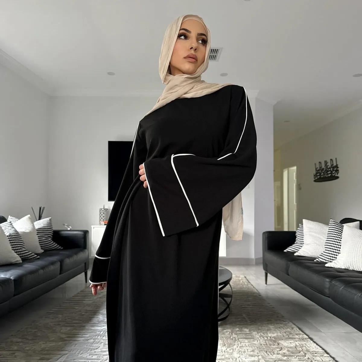White Trimmed Velvet Abaya (MA115)
