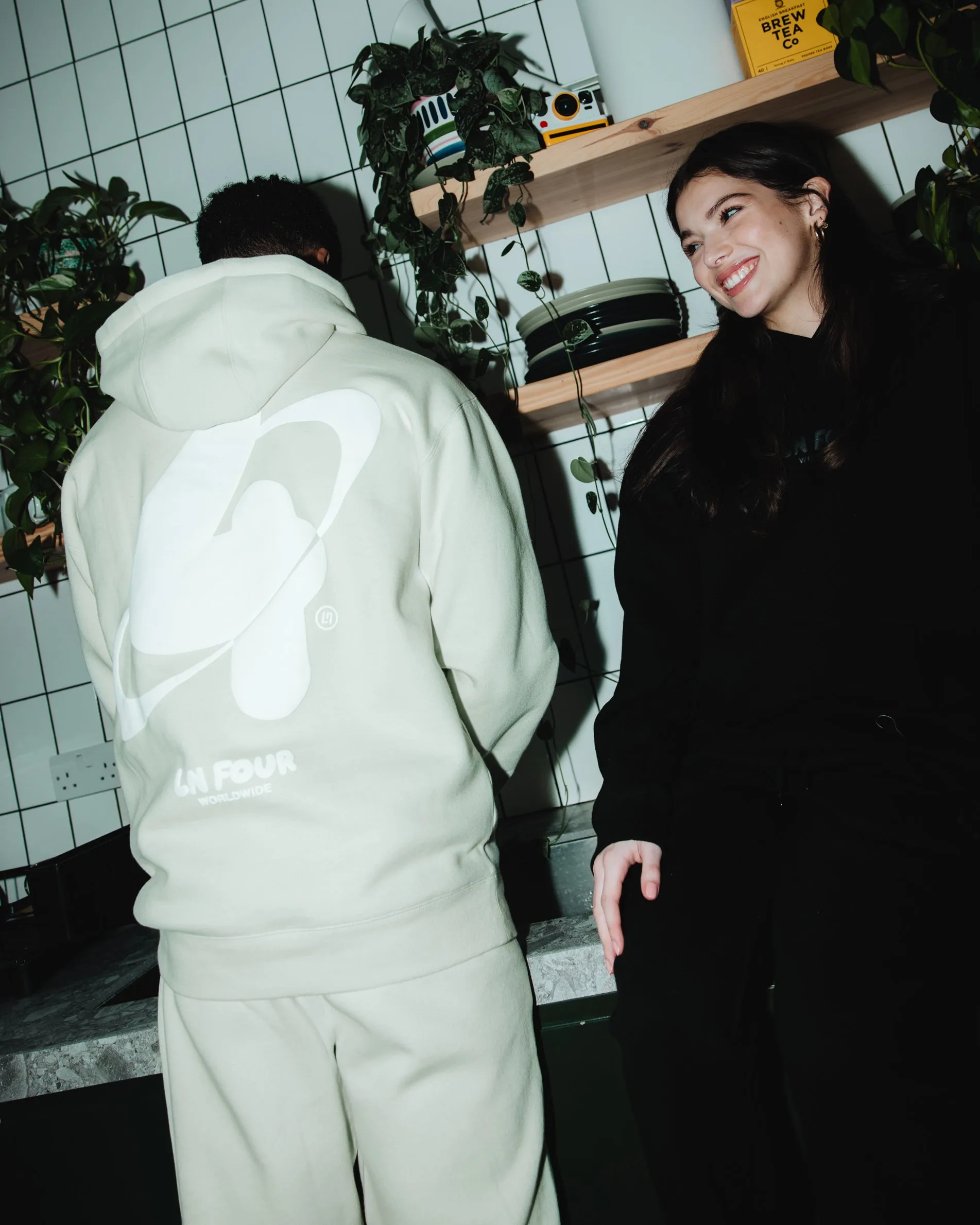 WORLDWIDE ORBIT HOODIE